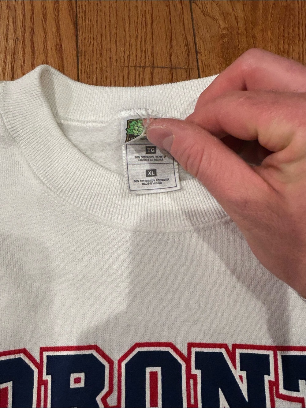 Toronto Athletic Dept Sweatshirt Mens XL White Fruit of the Loom Pullover Vtg - Picture 4 of 9